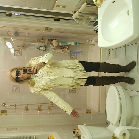 Cream Soft Leather Fringed Western   Jacket Studs - Picture 9 of 13